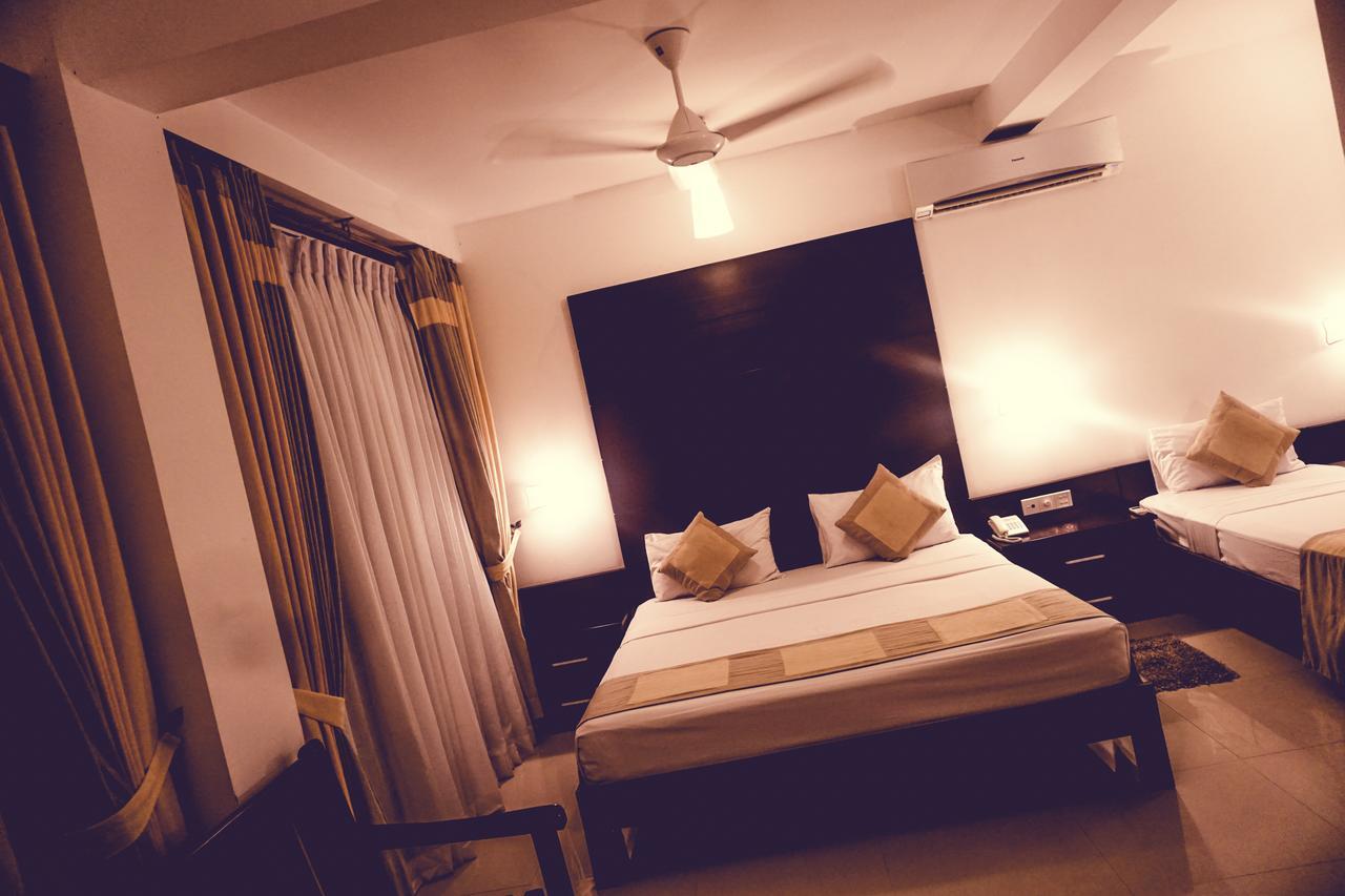 Lavendish Okrin Hotel Kataragama Exterior photo