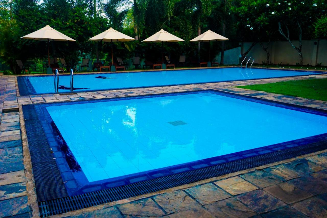 Lavendish Okrin Hotel Kataragama Exterior photo